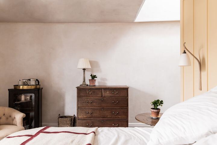 Room 13 of 56