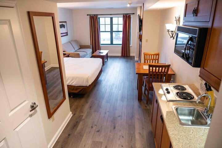 Room 15 of 117