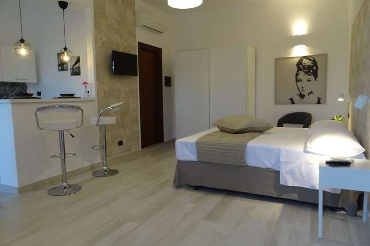 Room 44 of 51
