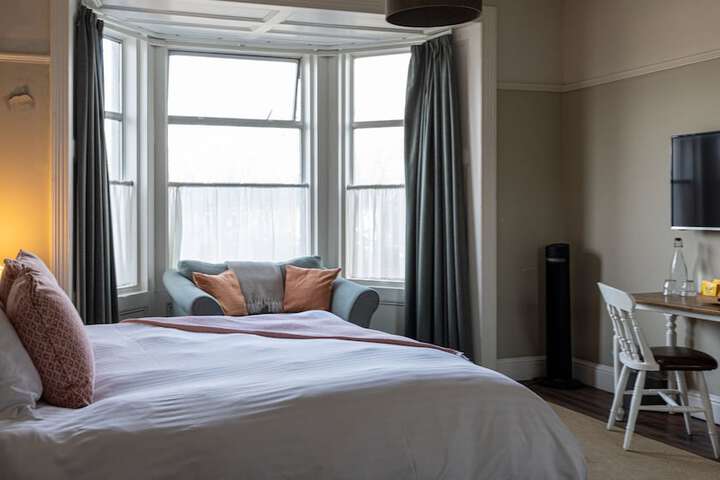 Room 10 of 39