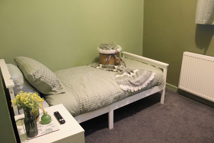 Room 16 of 20
