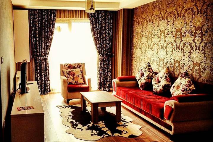 Room 11 of 27