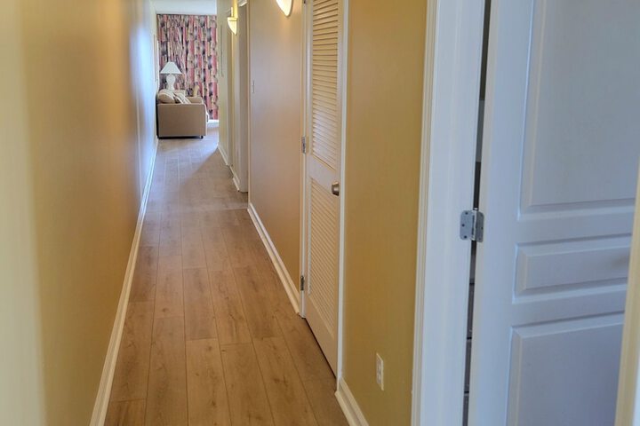 Room 8 of 44
