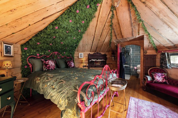 Room 5 of 72