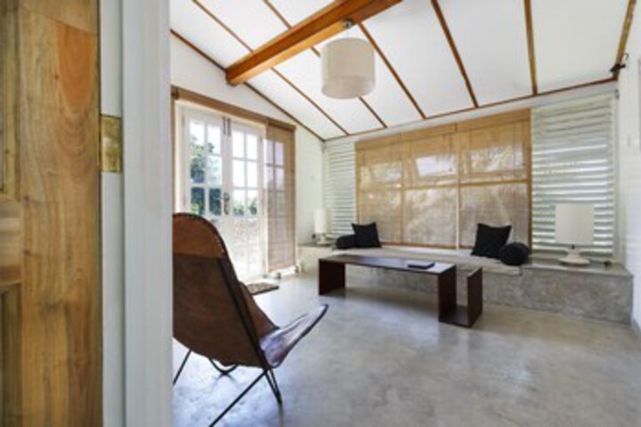 Room 9 of 23