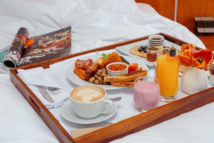 Breakfast/Coffee Service 104 of 121