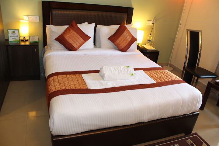 Room 10 of 25