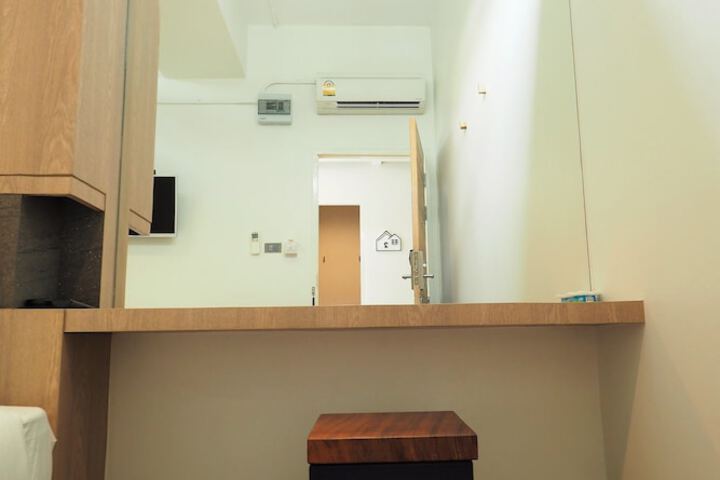 Room 21 of 64