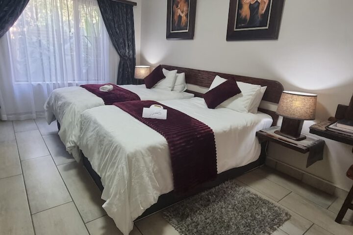 Room 16 of 143