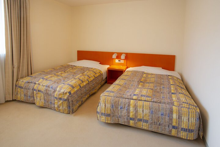 Room 20 of 108