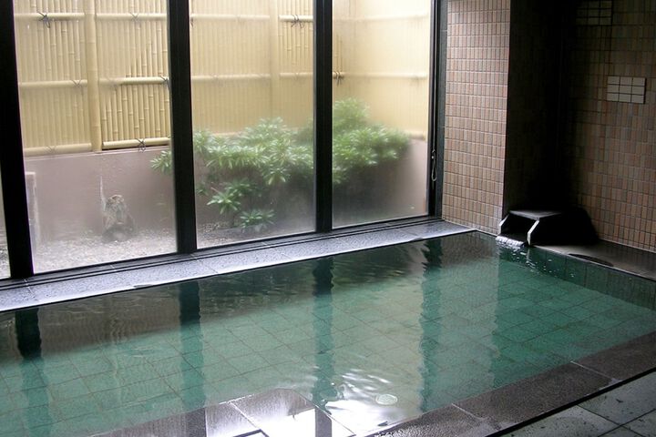 Room 16 of 29