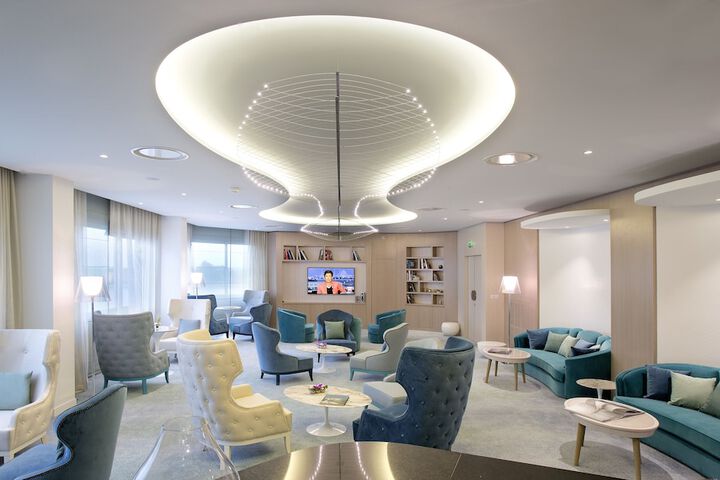 Guest Lobby