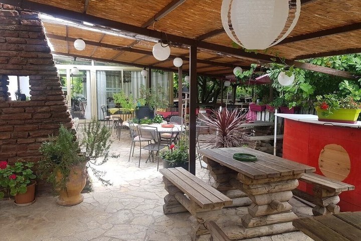 Terrace/Patio 5 of 8