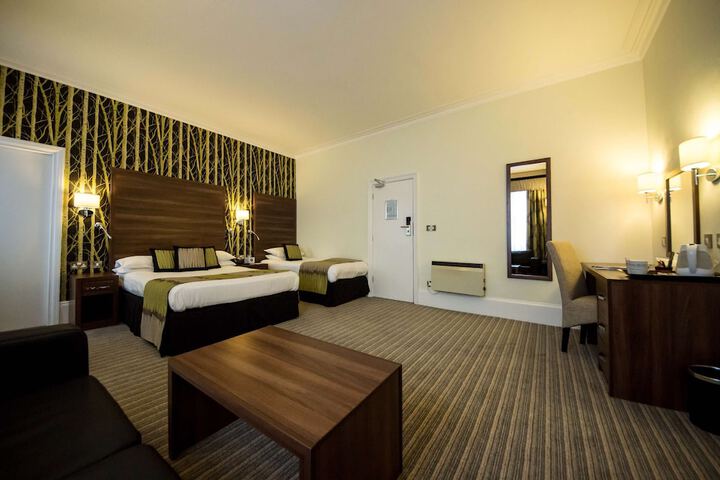 Room 21 of 73