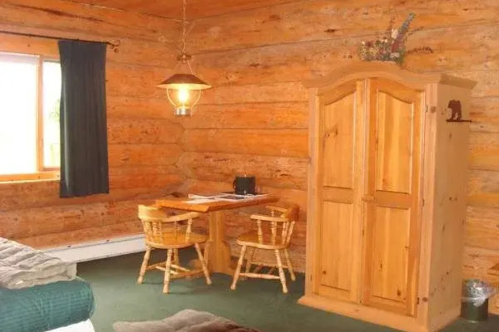 Room 3 of 15