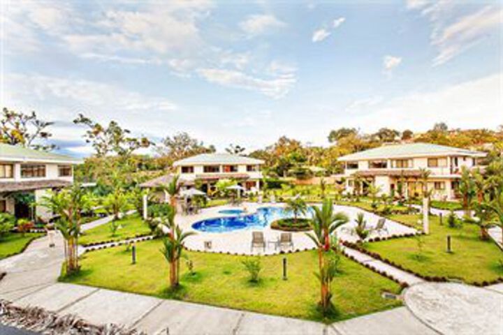 Hacienda Pacifica