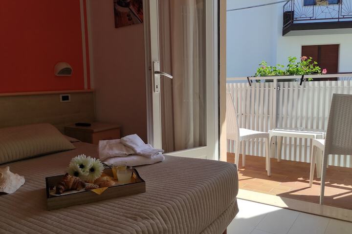 Room 14 of 71