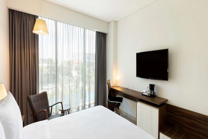 Room 15 of 47