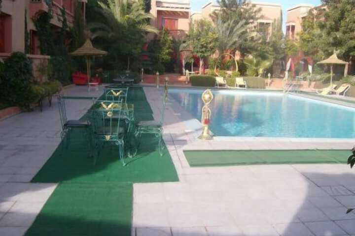 Hotel with Pool