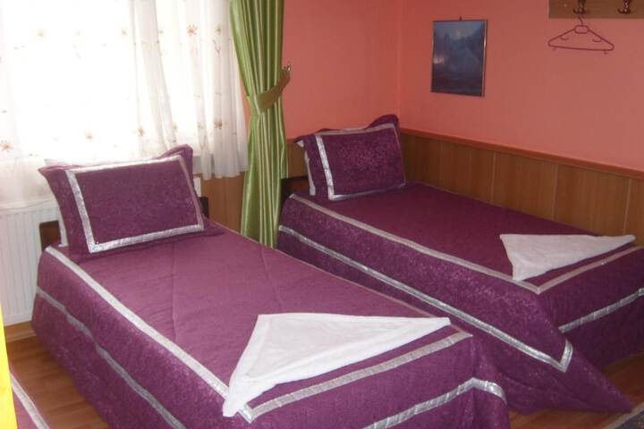 Room 29 of 48
