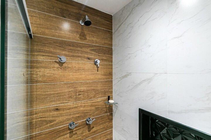 Room 45 of 47