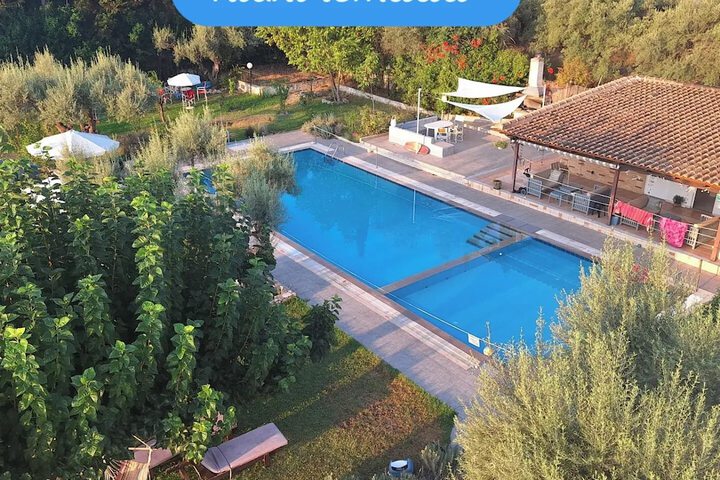 Pool 10 of 11