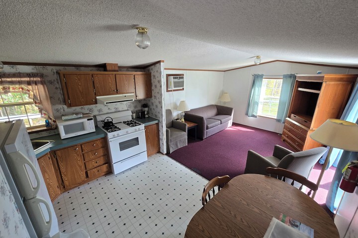 Room 40 of 123