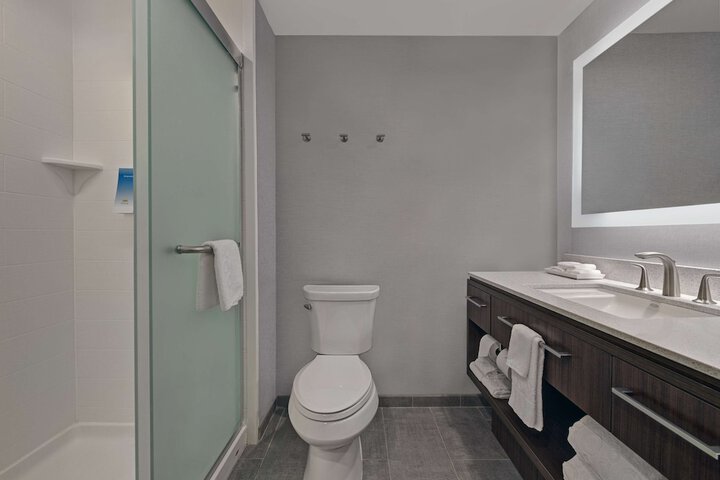 Bathroom shower