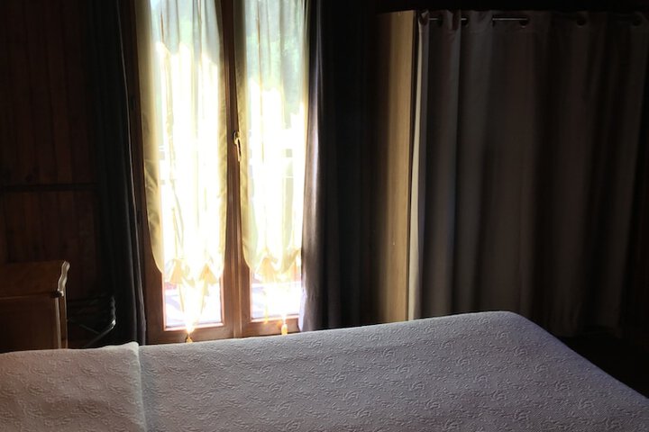Room 6 of 24