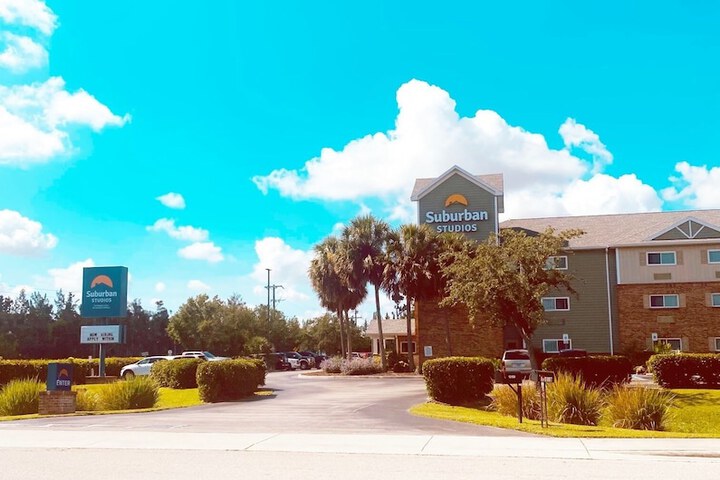 Hotel 85 of 89