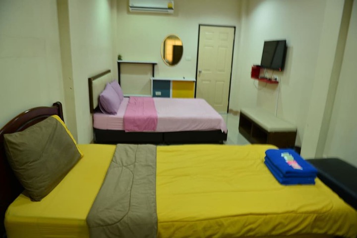 Room 29 of 195