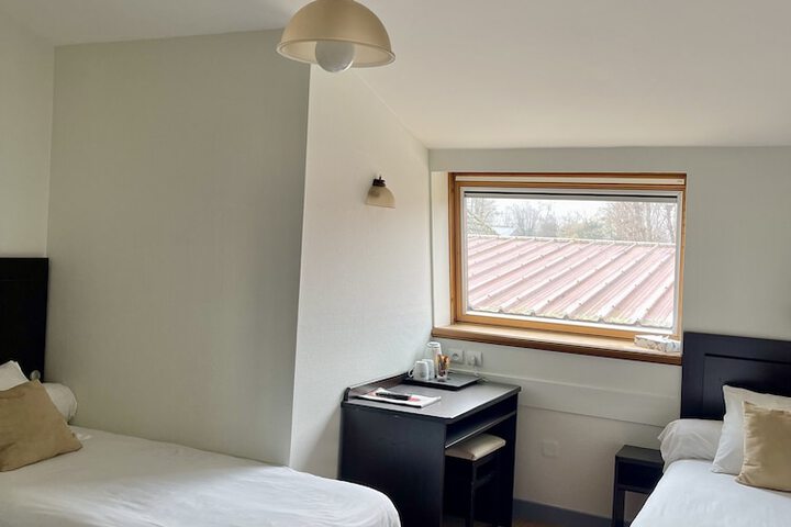Room 20 of 27