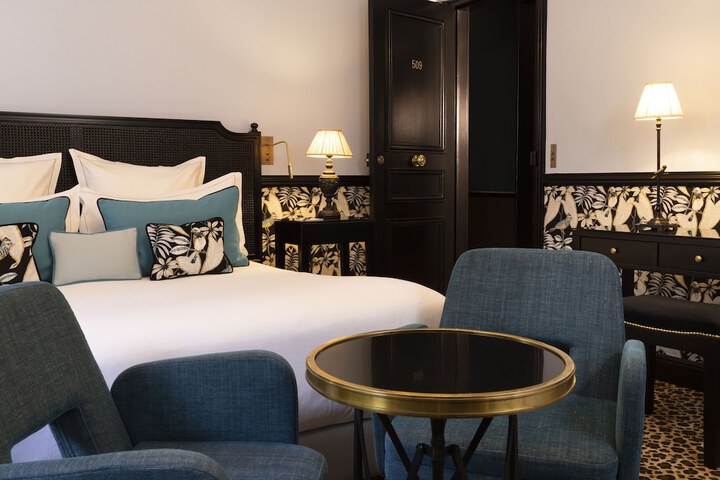Room 32 of 129
