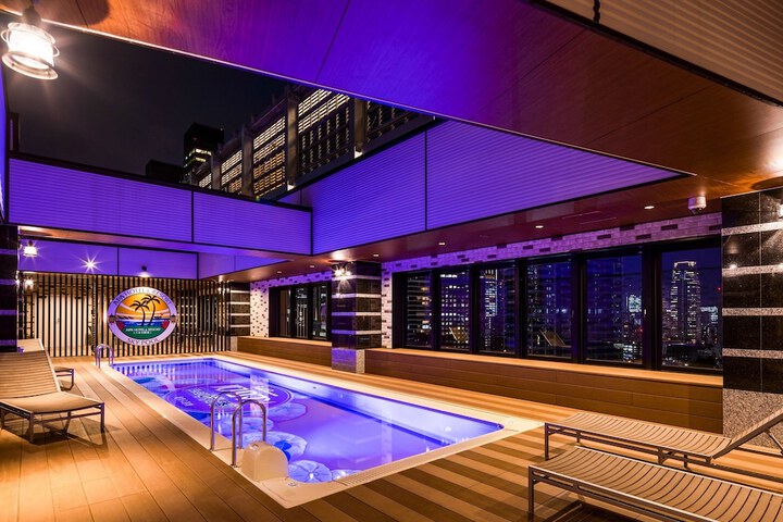 Pool 36 of 70