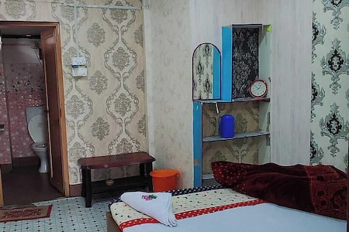 Room 7 of 72