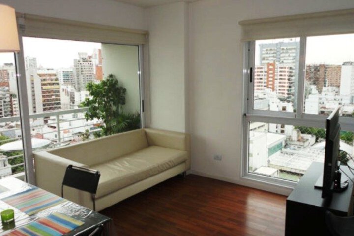 Room 9 of 10