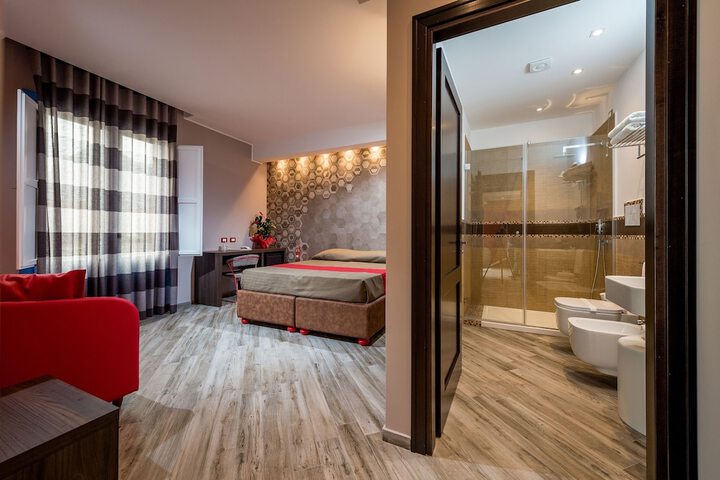 Room 12 of 46