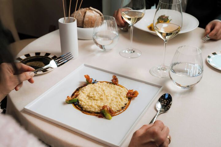 Dining 111 of 146