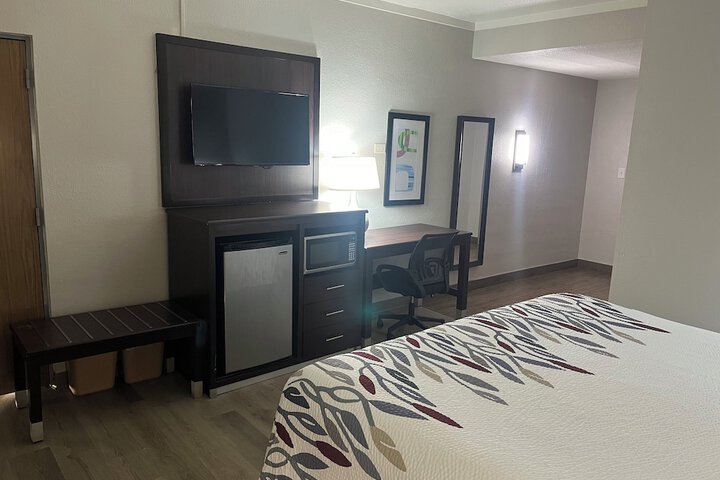 Room 12 of 35