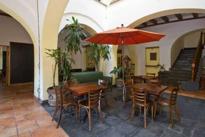 Guest Lobby