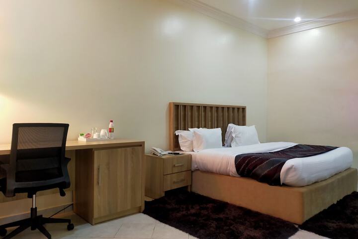Room 14 of 23
