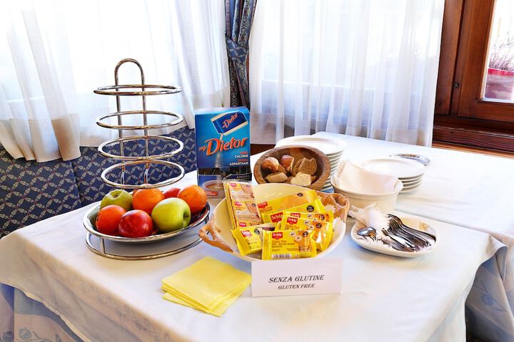 Breakfast/Coffee Service 60 of 69