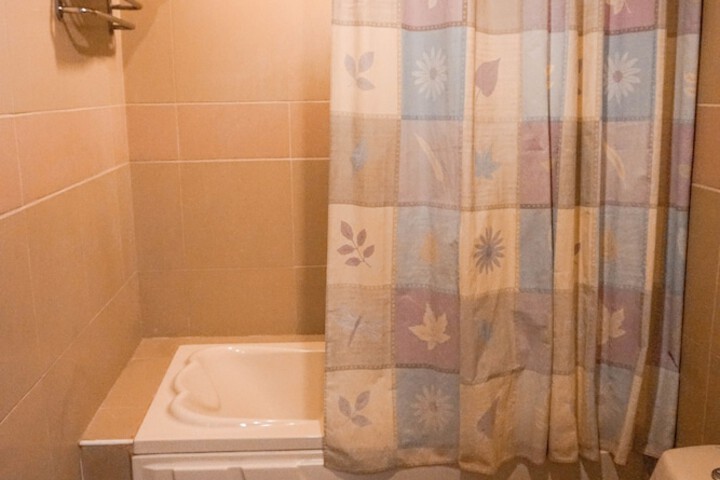 Room 30 of 37
