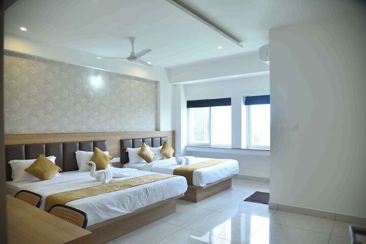 Room 15 of 17