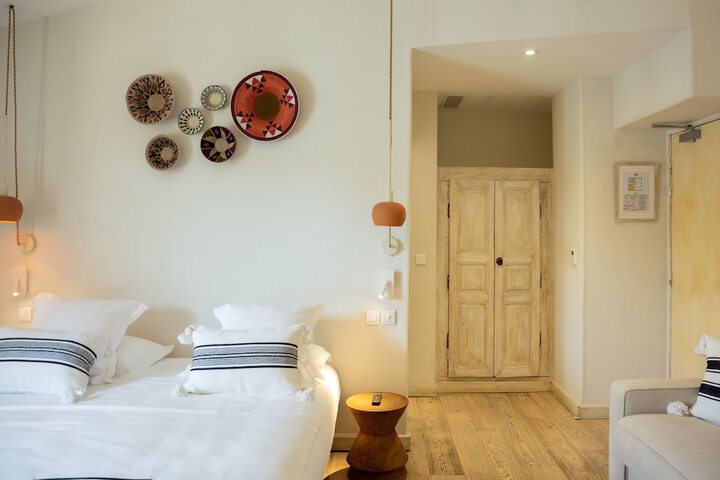 Room 49 of 155