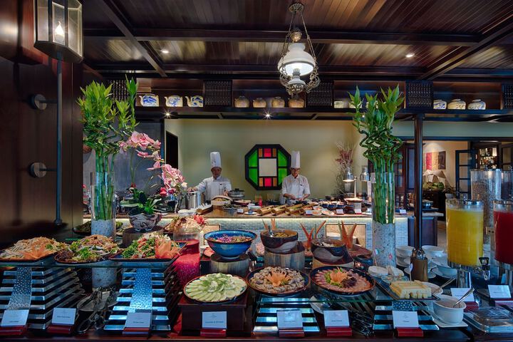 Dining 62 of 74