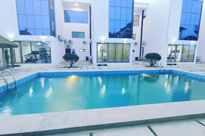 Pool 16 of 26