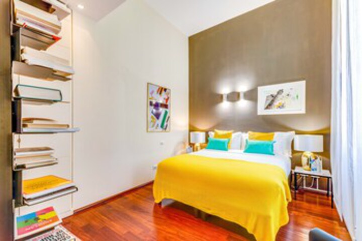 Room 27 of 36