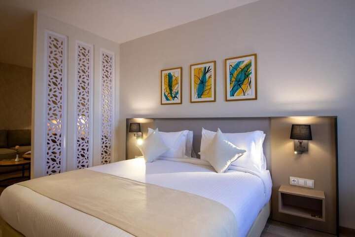Room 2 of 29