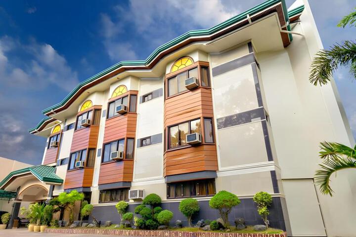 Vest Grand Suites